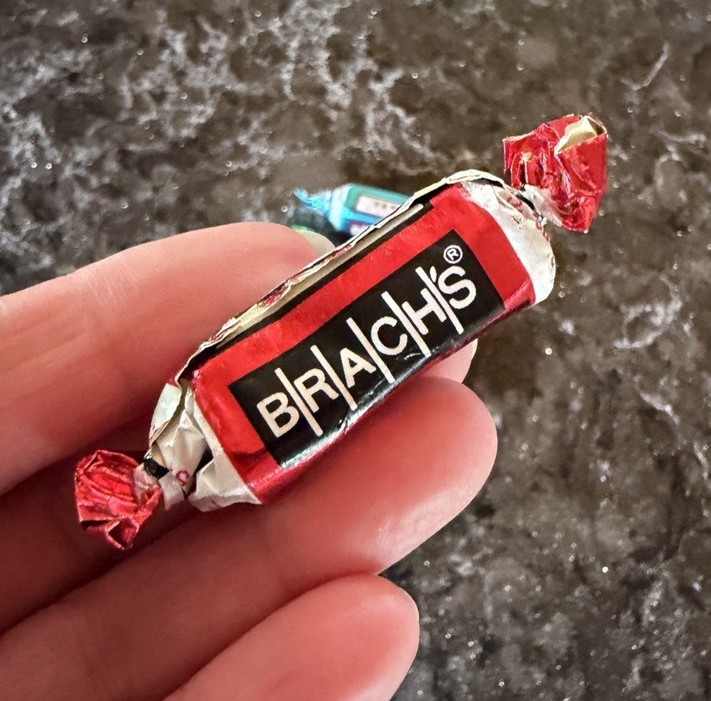 6 Vintage 1970’s BRACH’S ROYALS CANDY Unopened Foil Wrapped Pieces – INCREDIBLE!
