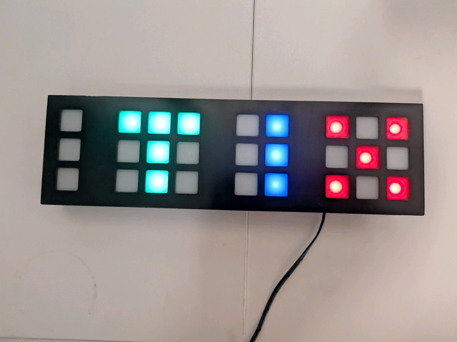 Vintage Black TIX LED Cube Root Clock w/ Power Adapter, Great Condition