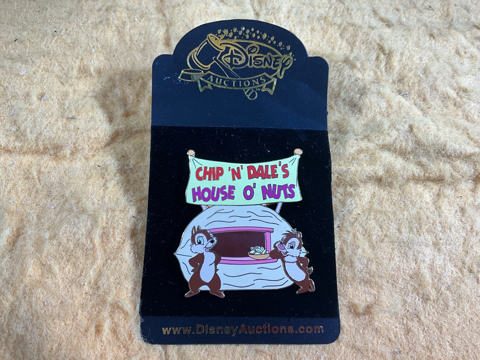 M12-18 DISNEY PIN – CHIP ‘N’ DALE’S HOUSE OF NUTS -AUCTIONS LIMITED EDITION 1000