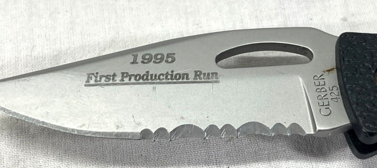 Gerber 425 E-Z-Out Jr. Serrated Folder USA – 1995 First Production Run BB