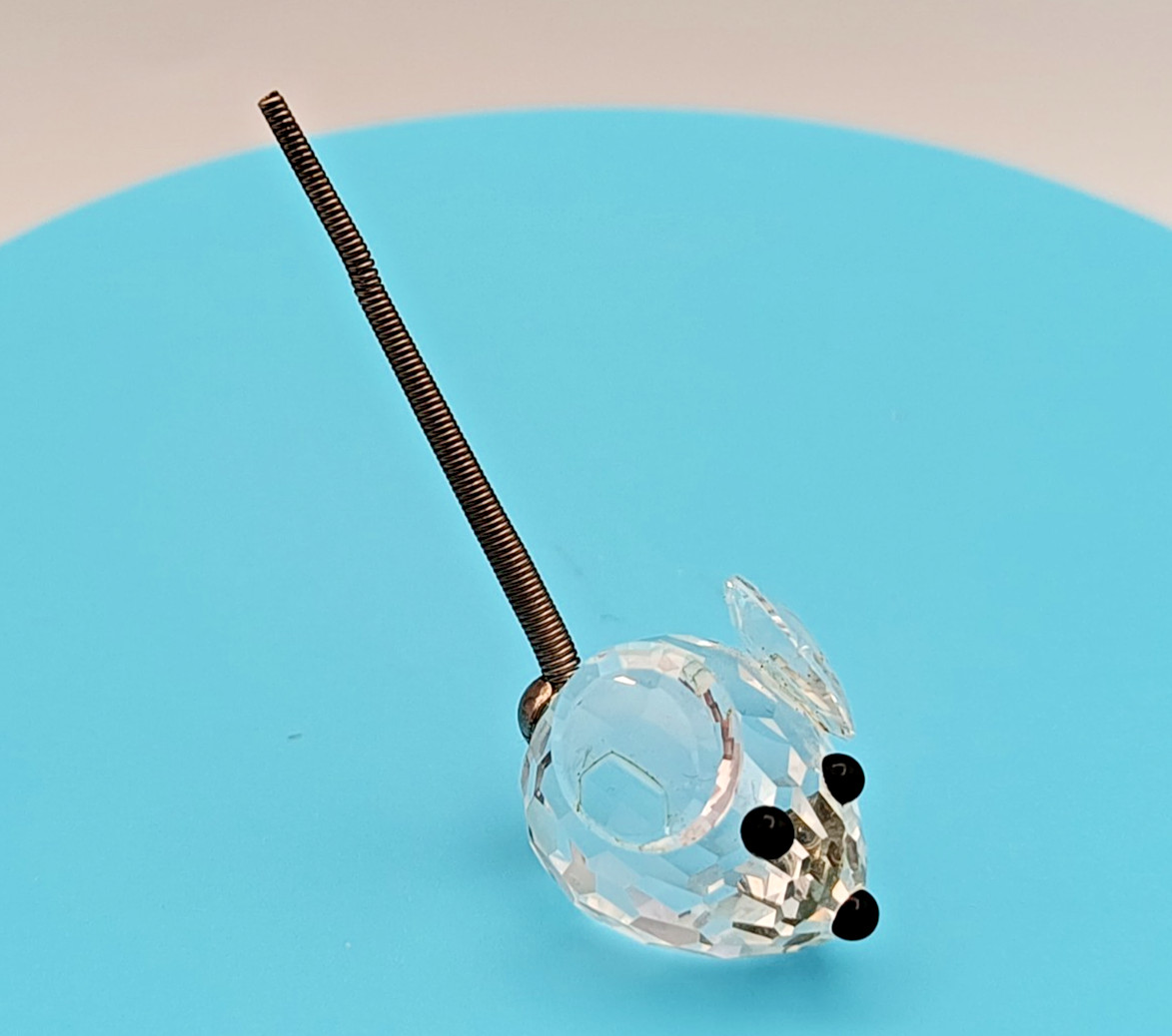 Swarovski Crystal Mouse Figurine with Metal Spring Tail Retired 1″ W x 2″ tall