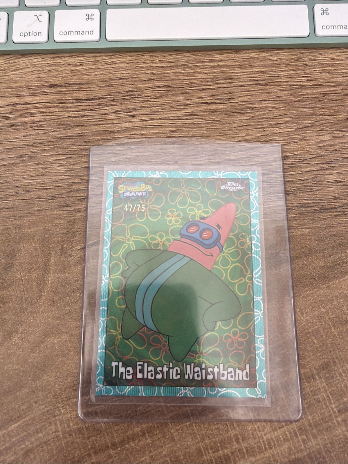 Topps SpongeBob SquarePants Chrome Number 137 The Elastic Waistband /75
