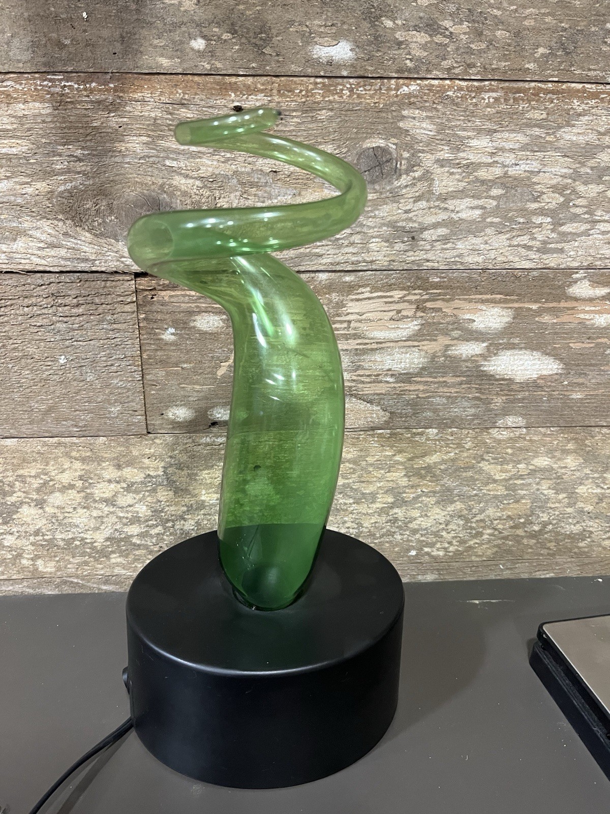 Lumisource Electra Plasma Art Lamp Green Glass Twisted Swirl Light – 16″ Tall