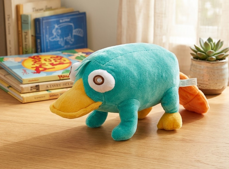 Disney Phineas and Ferb 9″ Plush Figure Perry the Platypus NWT