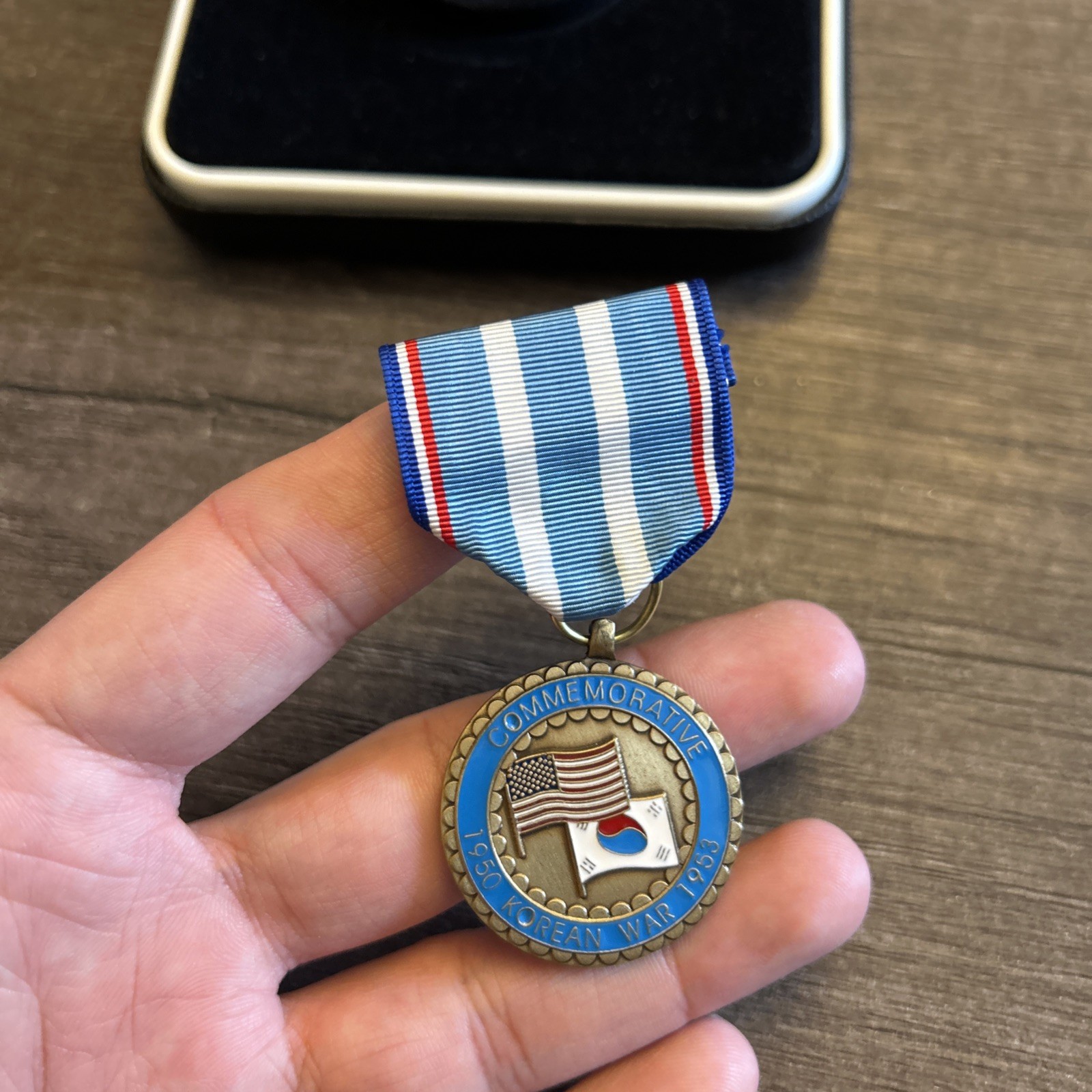 Commemorative Korean War 1950-1953 Medal With Box