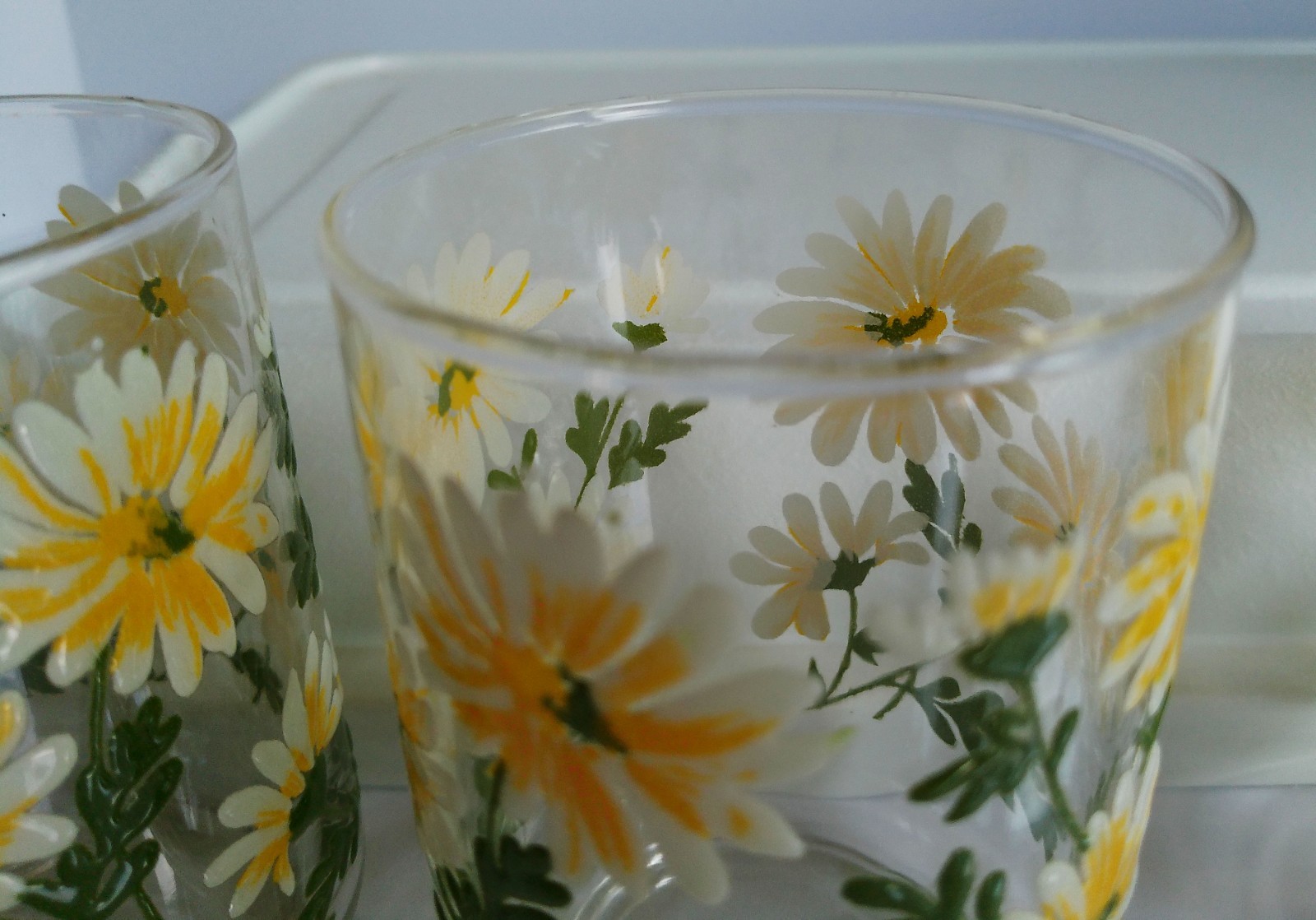 Set 7 Vintage Libbey Yellow & White Daisy Embossed Floral Tumbler Glasses 10 oz