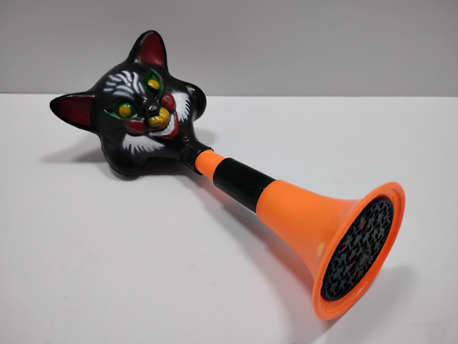 Vtg 1960’s Halloween Black Cat Plastic Fun World Inc. Horn Noisemaker Hong Kong