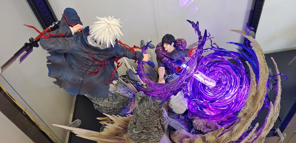 Jujutsu Kaisen Gojo Satoru vs Toji Fushiguro 1/6 Scale Statue 23″ Replica