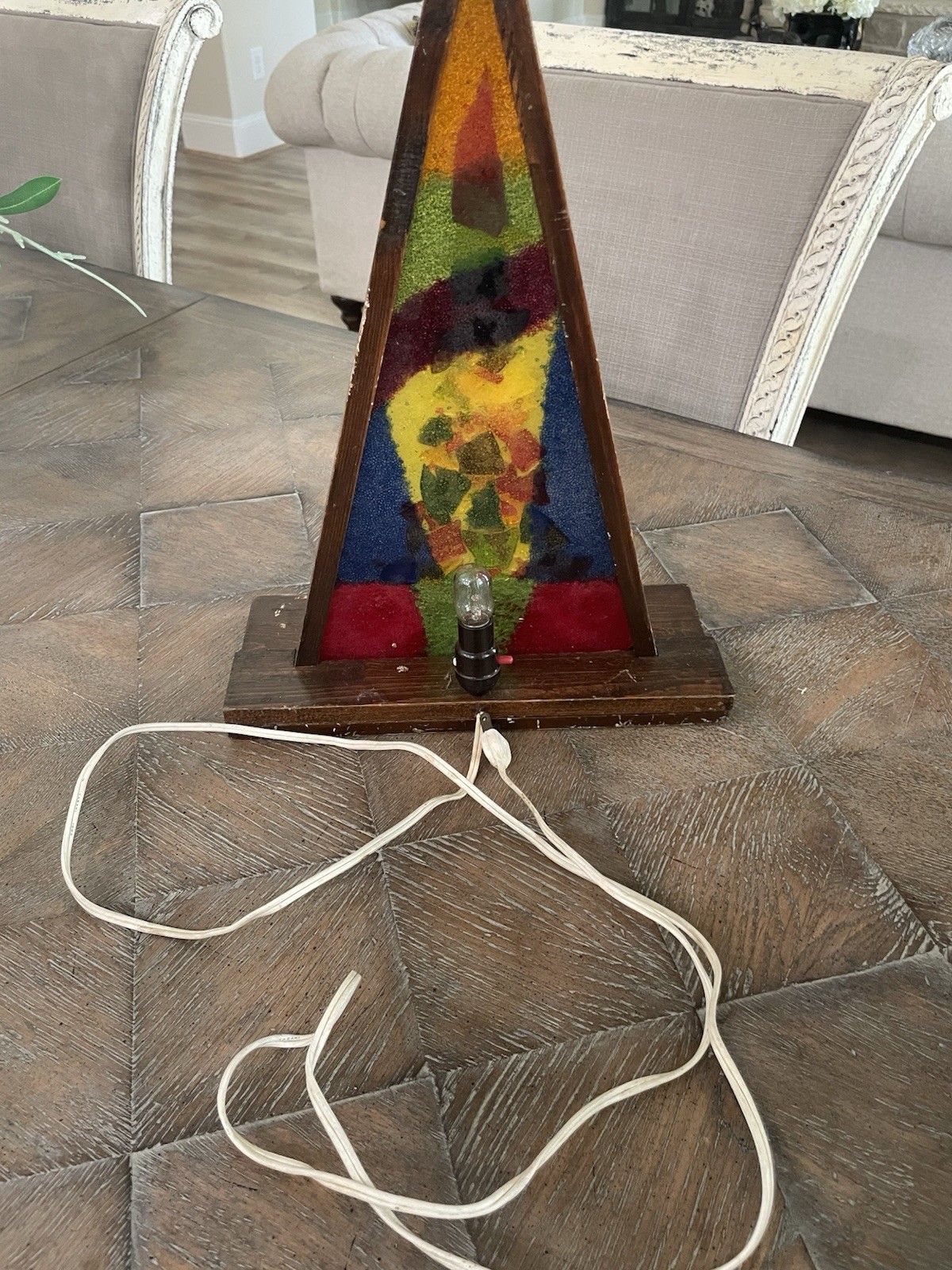 Vtg Mid Century Modern Pyramid Stained Glass Lucite Christmas Tree Lamp MCM