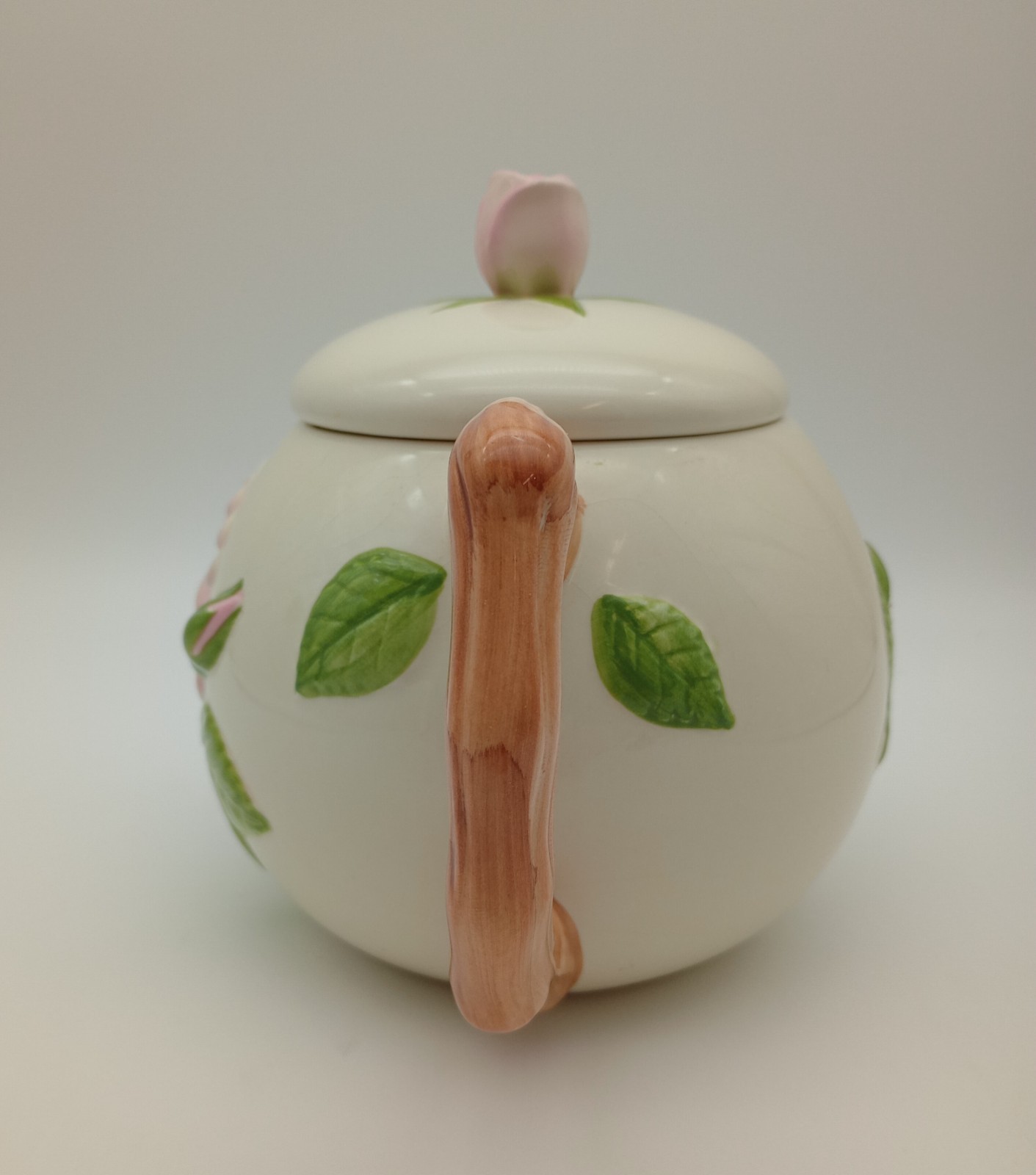 Teleflora Teapot with Pink Roses 6.5” White with Lid Branch Handle Philippines