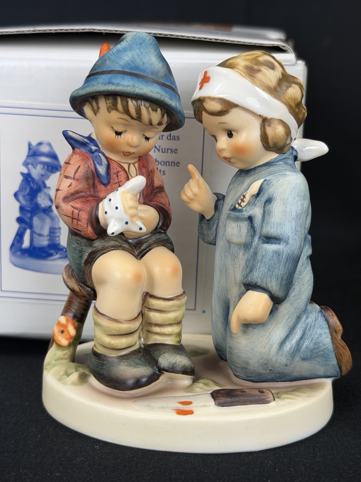 Goebel Hummel NIB Little Nurse 376 No Crazing! Free Shipping