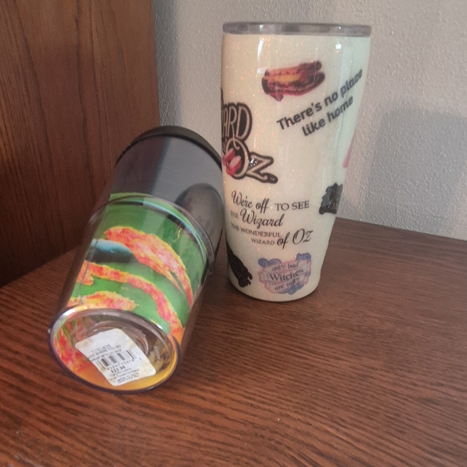 Wizard of Oz Dorothy Set of 2- 20oz Plastic Travel Mugs w/ Drink-Through Lids