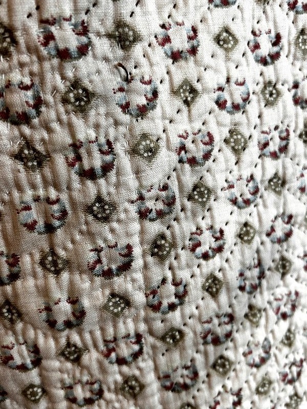 antique quilt patchwork stars red gold and white 69 x 87 print back original