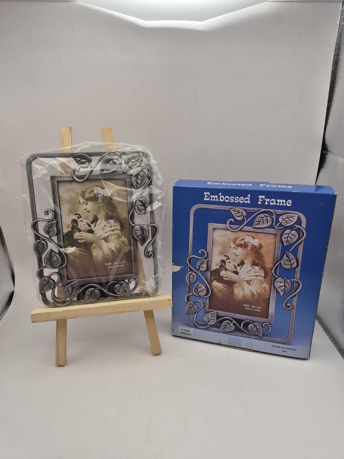 Embossed Pewter Silver Photo Frame VTG Flowing Vine 7.5″ x 6″ 3.5”x5” New in box