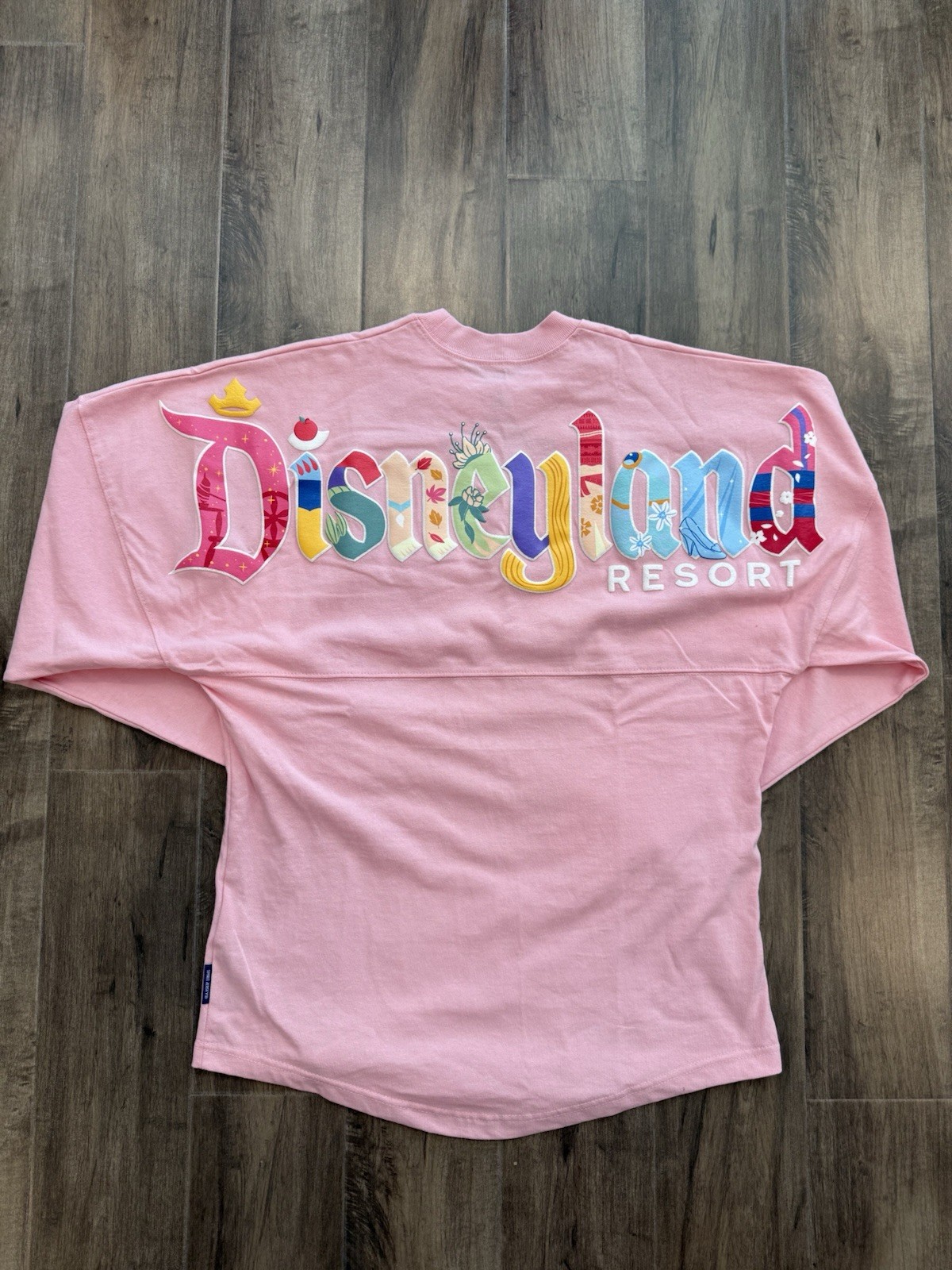 Disney Disneyland Pink Princesses Princess Letters Spirit Jersey S Small NEW