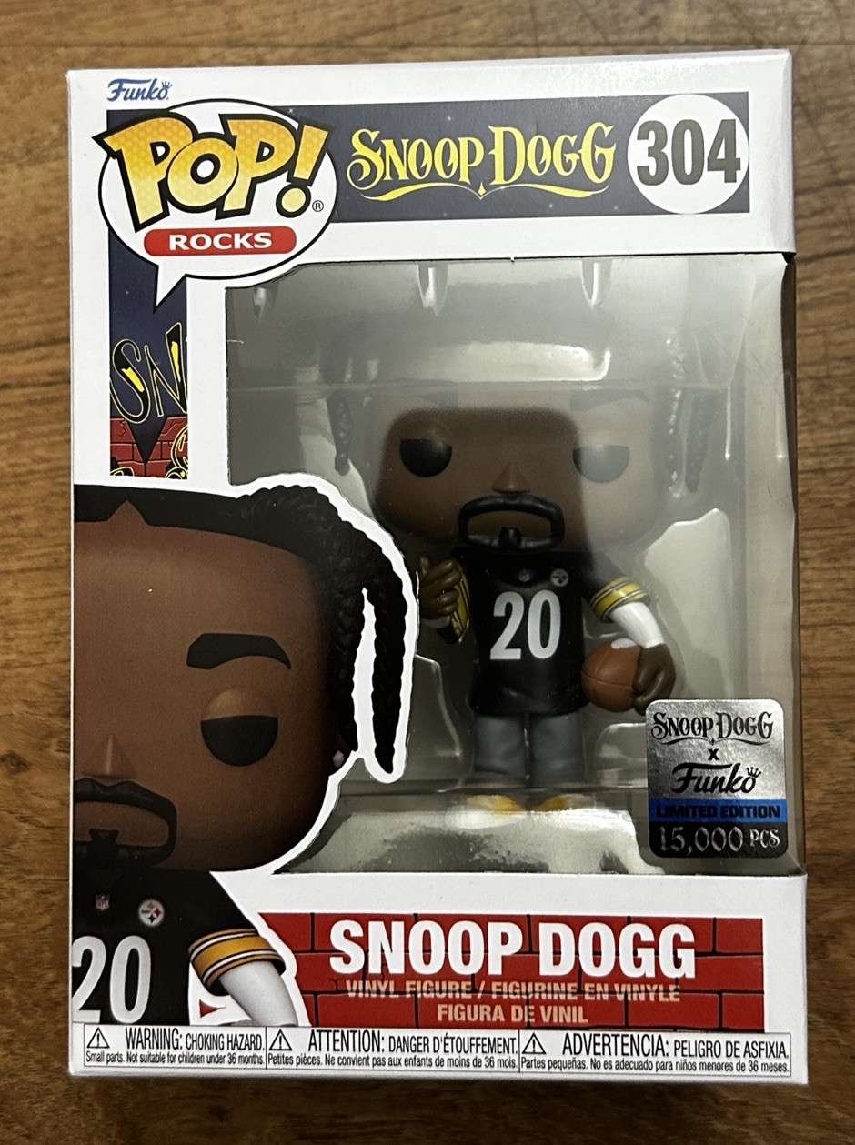 Funko Pop! Snoop Dogg House – Snoop Dogg In Steelers Jersey #304