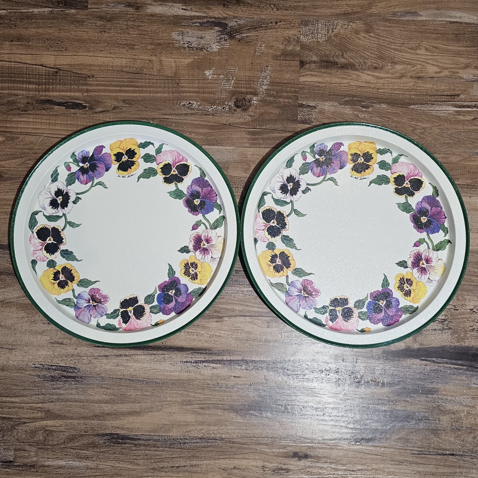 2 Pansies Flower Tray Set White Floral 13.5″ Round Metal Dinner Serving Dish Lot