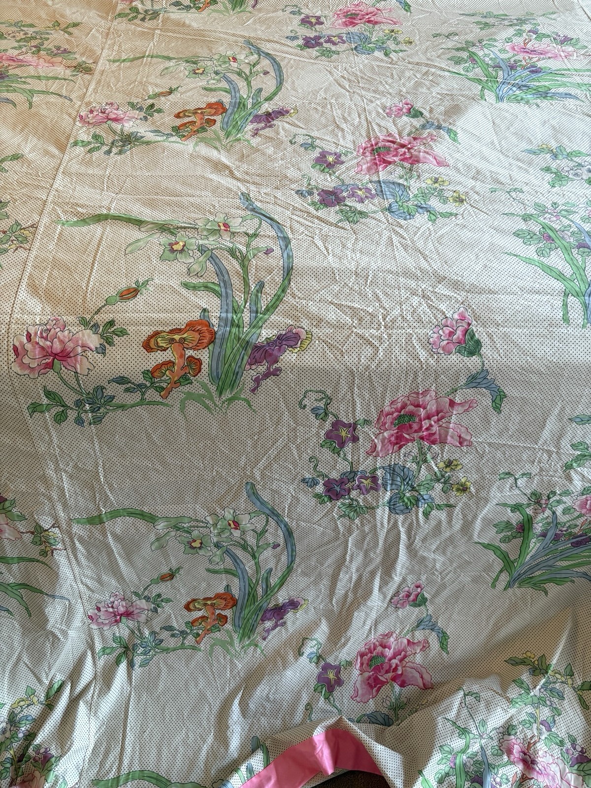 VTG Bedspread Light Weight Pink White floral Hand sewn cotton Blanket 84×92