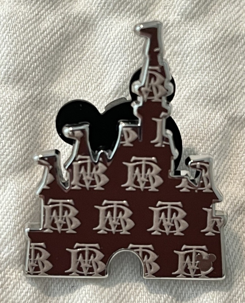 2026 Disney Castle Pins Hidden Mickey Wave A Complete Set Of 6 Pins W Chaser NEW