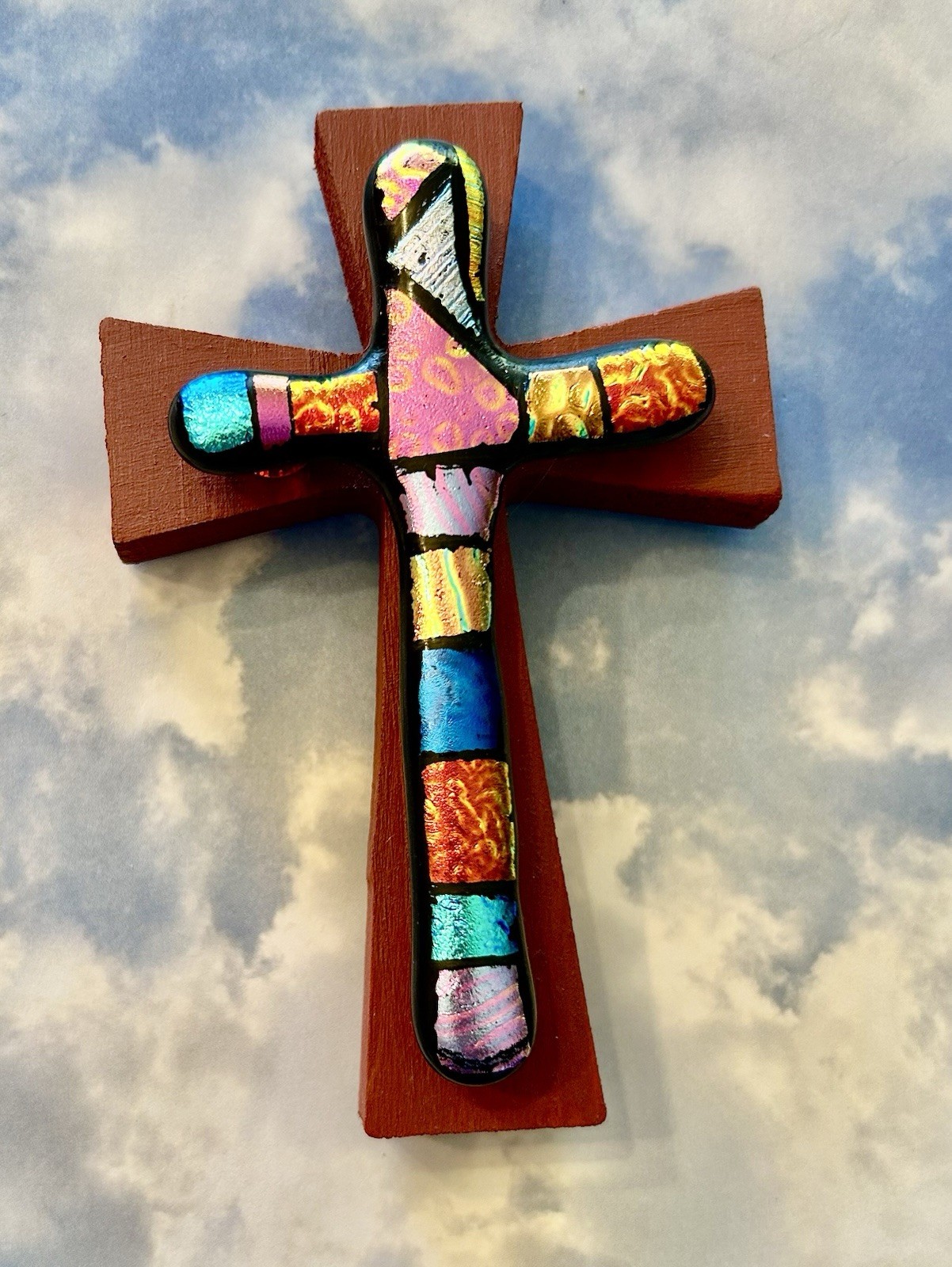 SPECTACULAR UNIQUE FUSED DICHROIC WALL CROSS-MOUNTED ON WOODCROSS & HAND ETCHED
