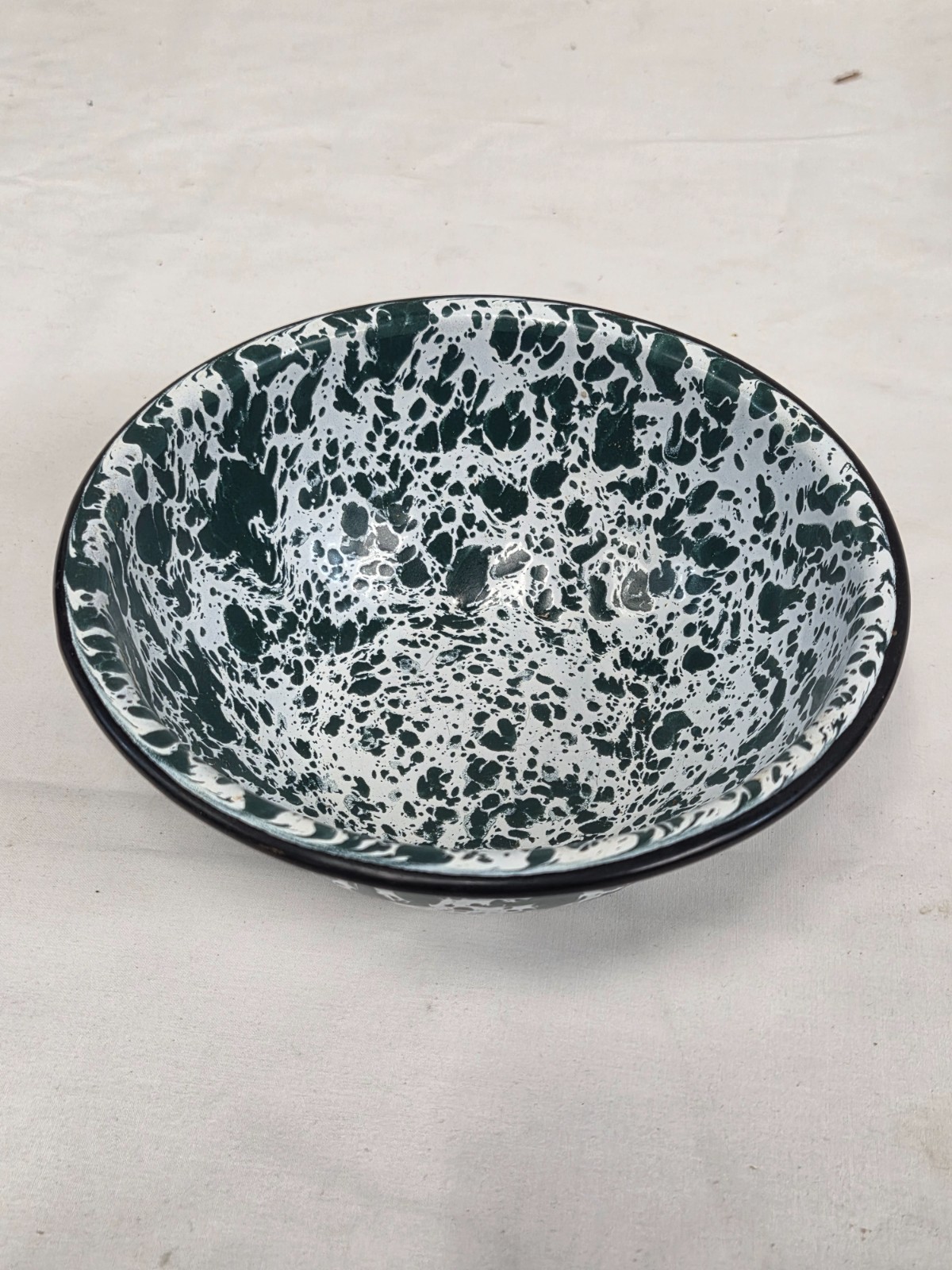 Vtg Green & White Enamelware Splatter Cereal Bowls 6″ Metal
