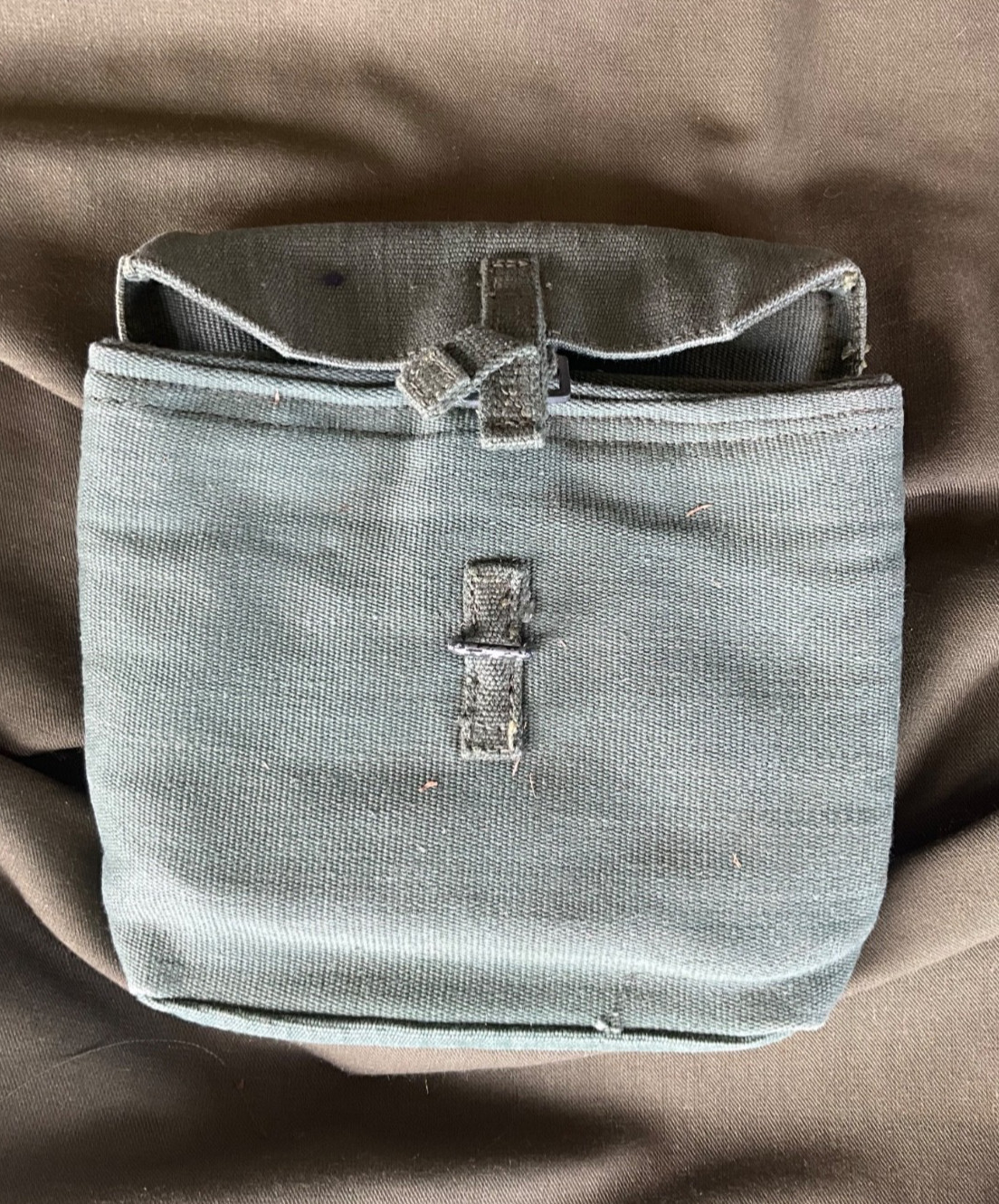 Korean War era 44 pattern British binocular case Lcp 001