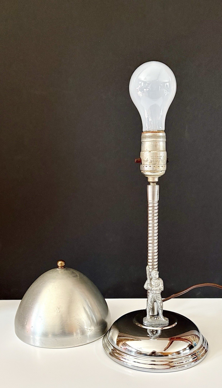 Antique Art Deco Chrome 1940s 50s Baseball Player Desk Table Lamp Light Boudoir