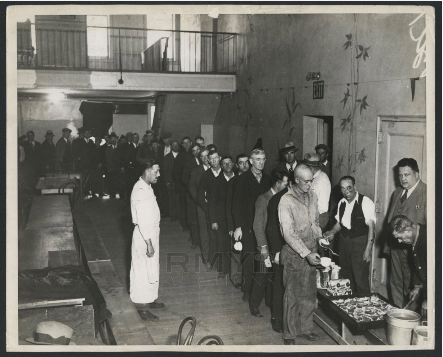 1930’s Great Depression, “Unemployed Veterans Line Up for Food” Poignant Photo