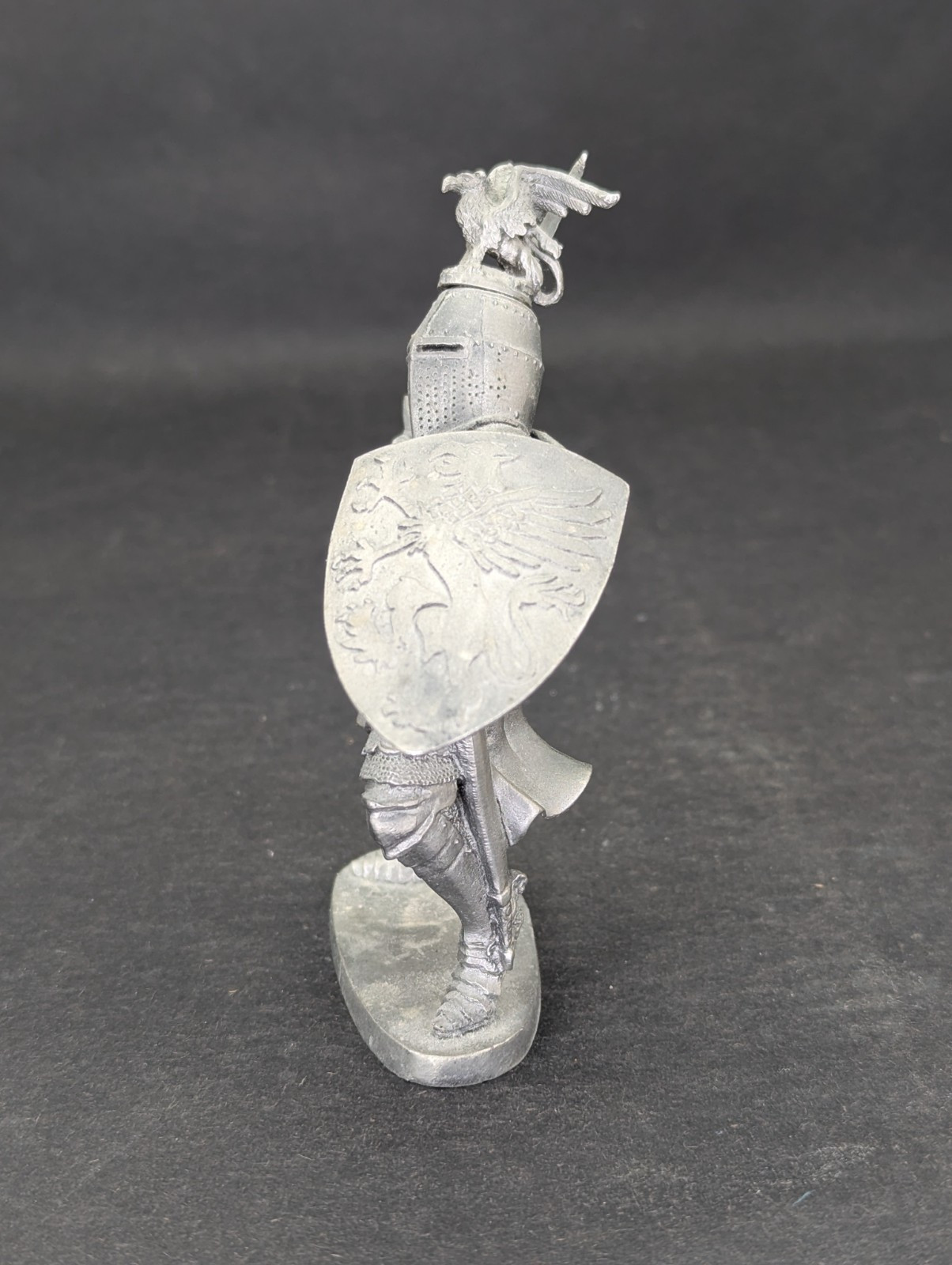 Perth Pewter Knight w/Sword Shield Ray Lamb Superior Models Inc FA-56 Vtg 1983