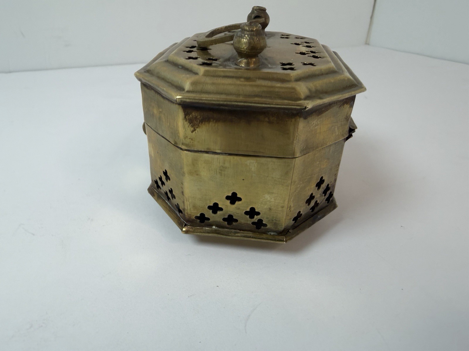 Brass Cricket Box Small Footed Latch Closure Trinket India