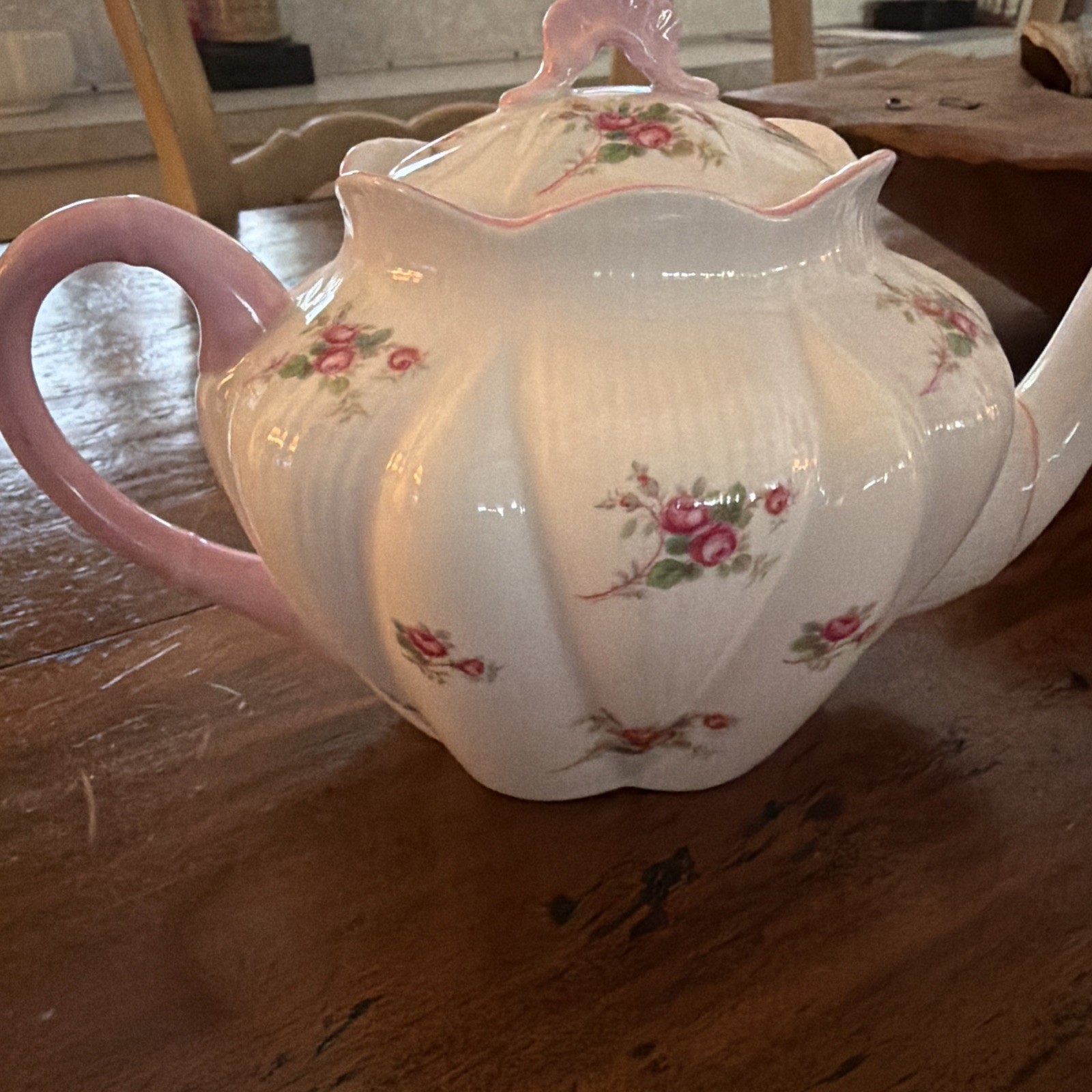 Shelley “Bridal Rose” Dainty pink Floral Teapot W/lid 13545 England