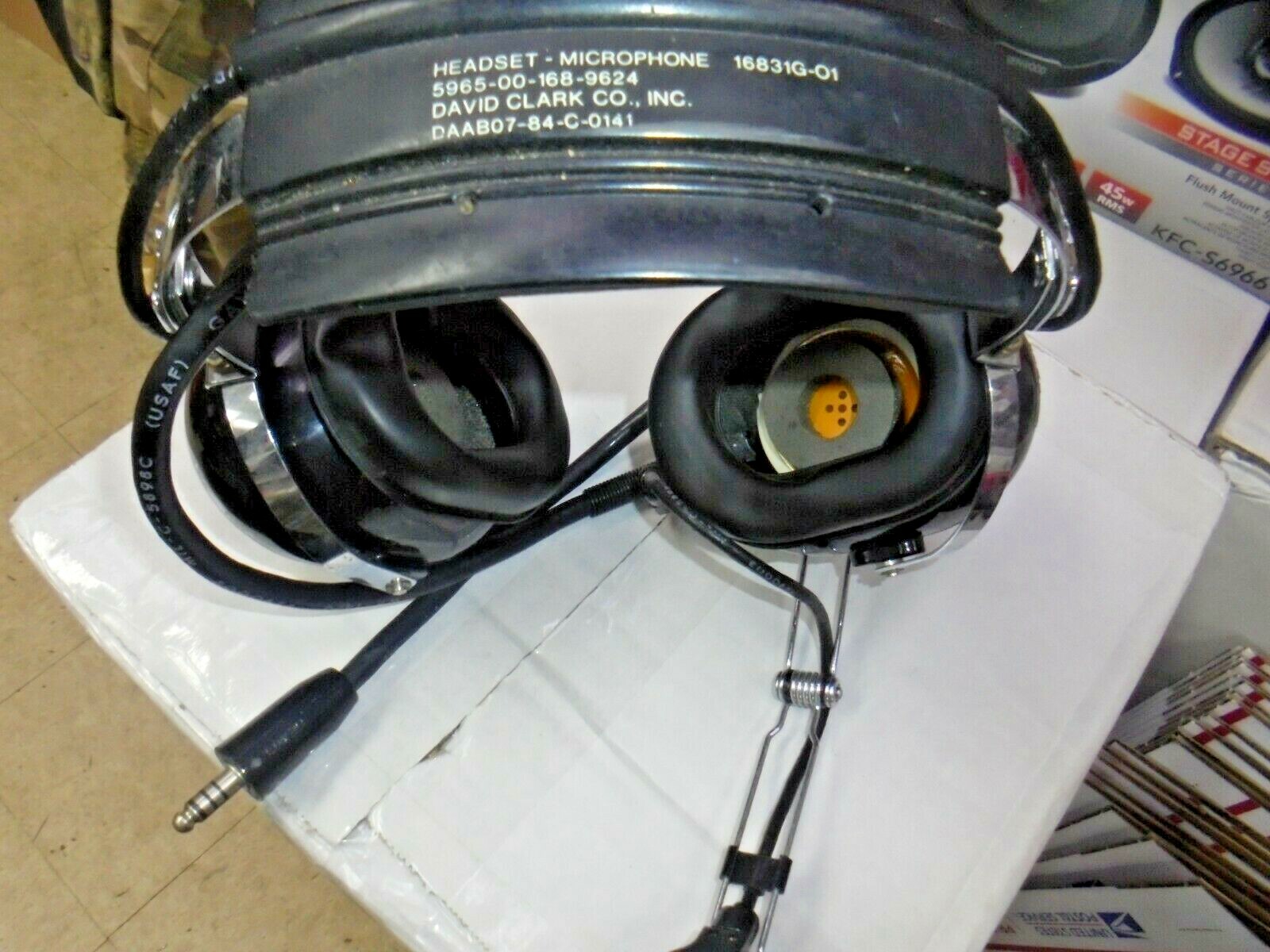 DAVID CLARK AIR CREW HEADSET MICROPHONE 16831G-O1 NSN 5965-00-168-9624