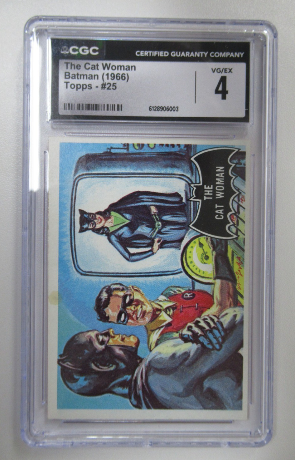1966 Topps Batman The Cat Woman #25 CGC 4