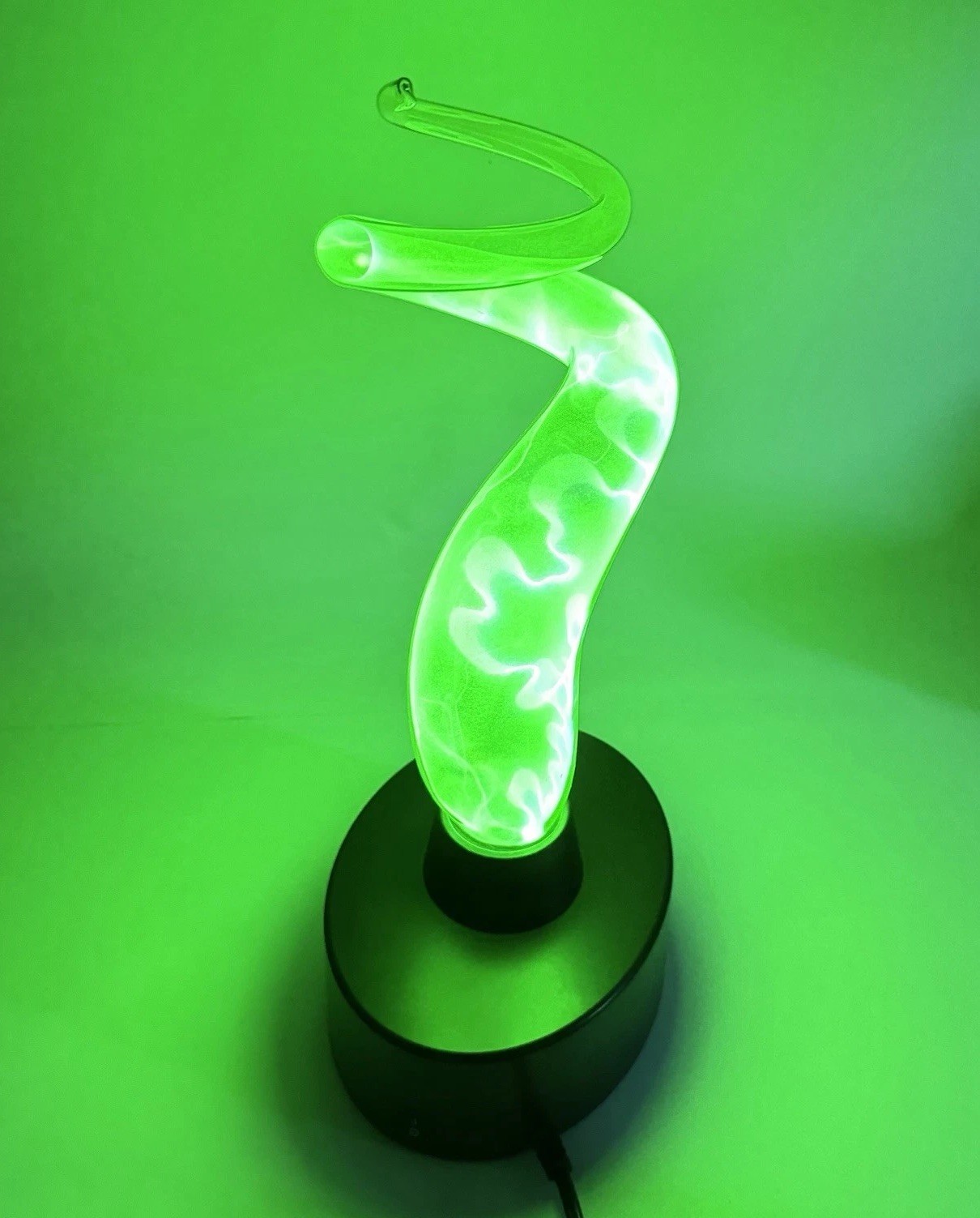 LumiSource Electra Plasma Lamp Green Art Glass Twisted Swirl Light 16″ Tall