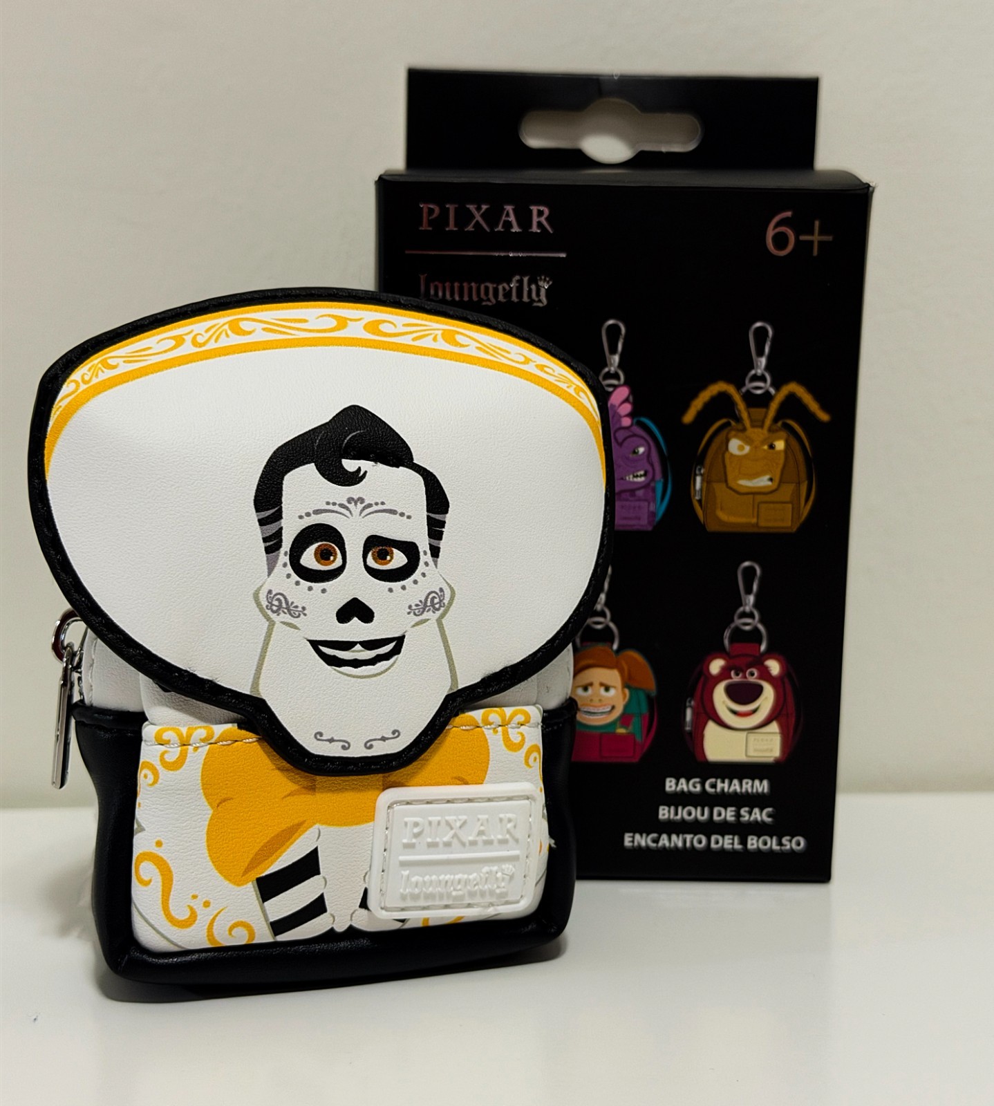 Loungefly Coco, ERNESTO DE LA CRUZ Mini-Backpack Mystery Box Bag Charm, NEW