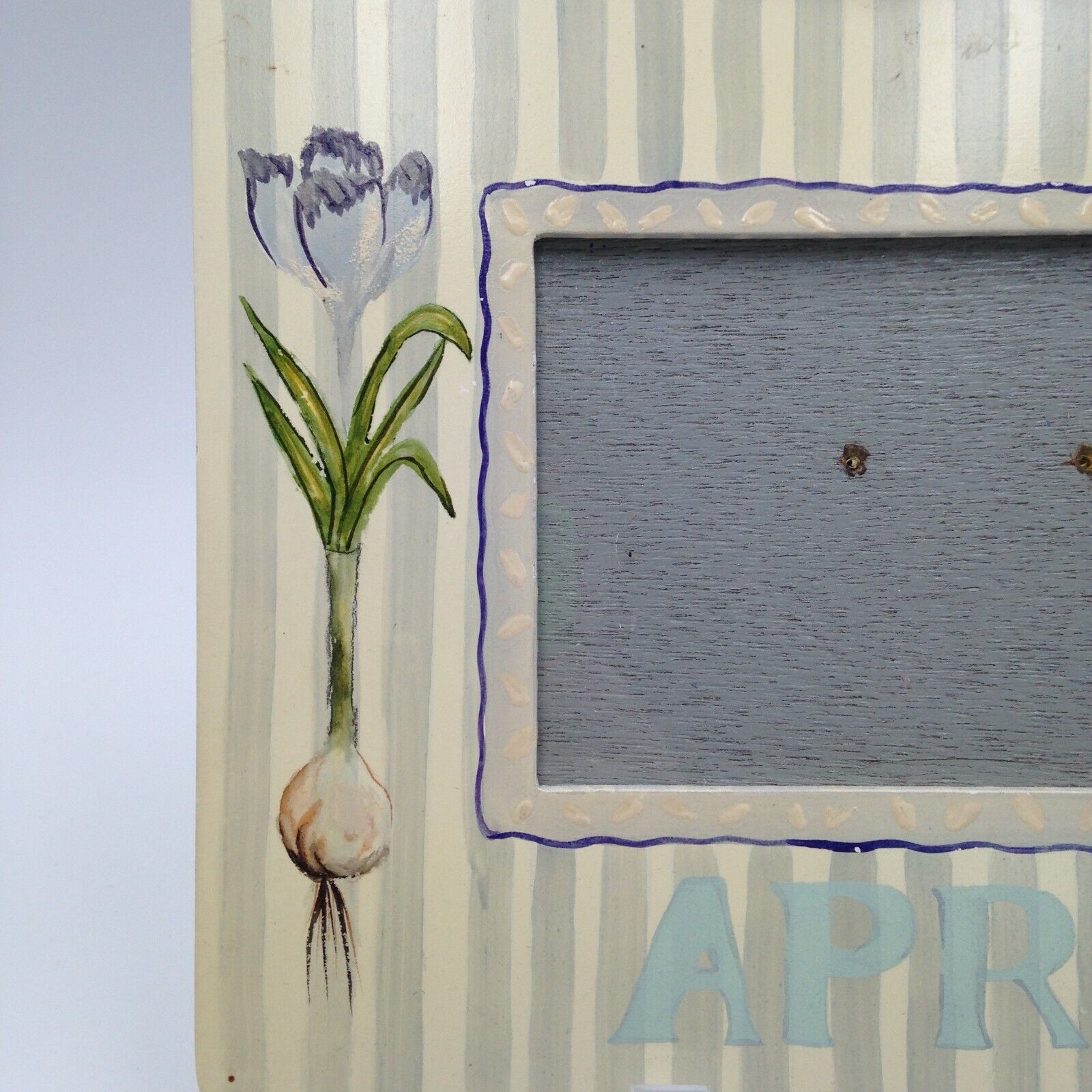 Exposures April Wooden Picture Frame 5.5×3.5 Hand Painted Spring Crocus Vintage