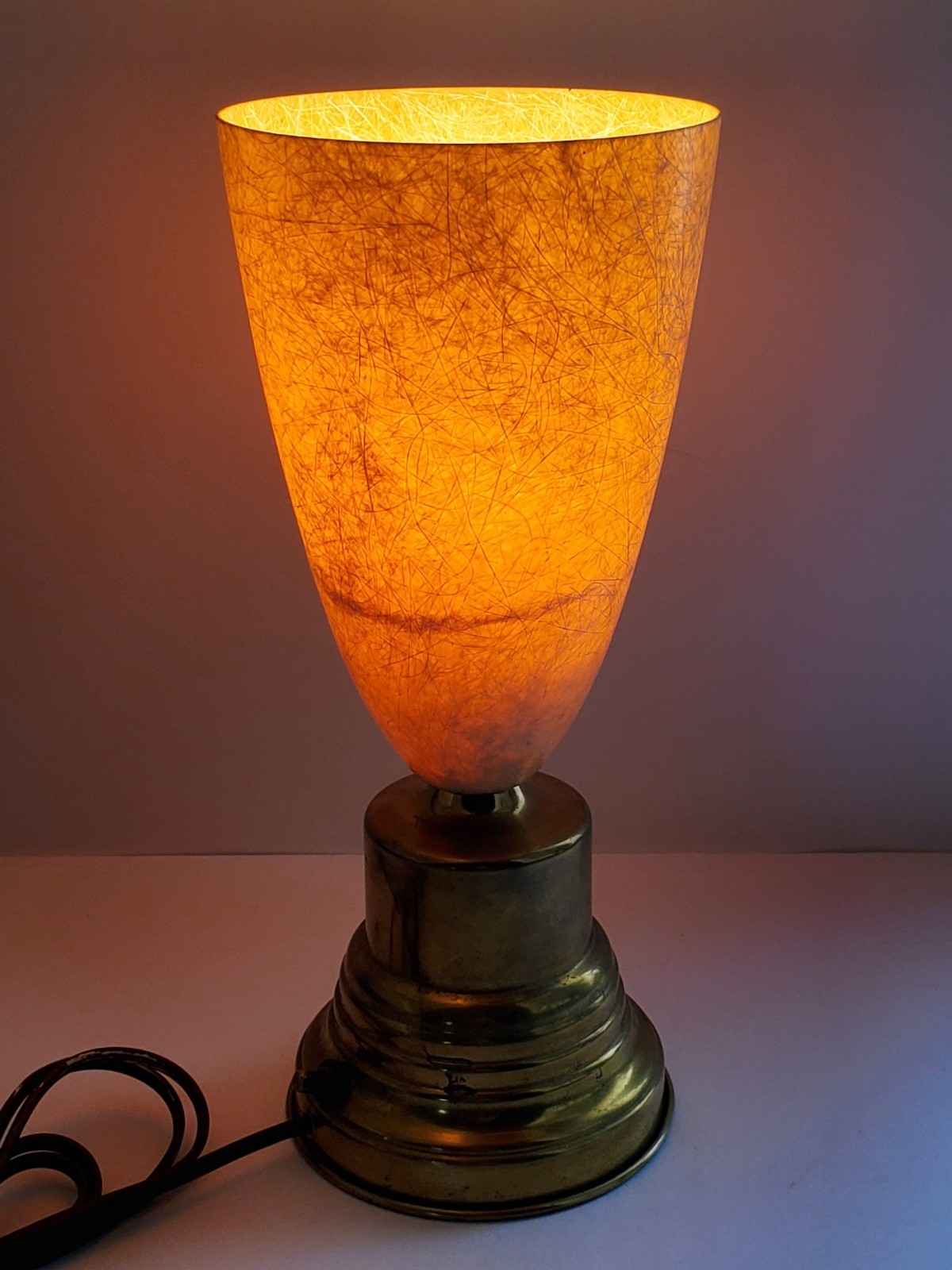 MCM 1970s Chartreuse Fiberglass Funnel Table Lamp Brass Base Working