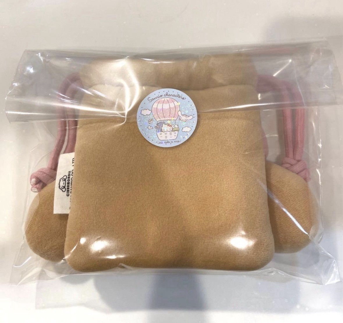 Cinnamoroll × OLIVEYOUNG Mocha Pouch Sanrio Ribbon