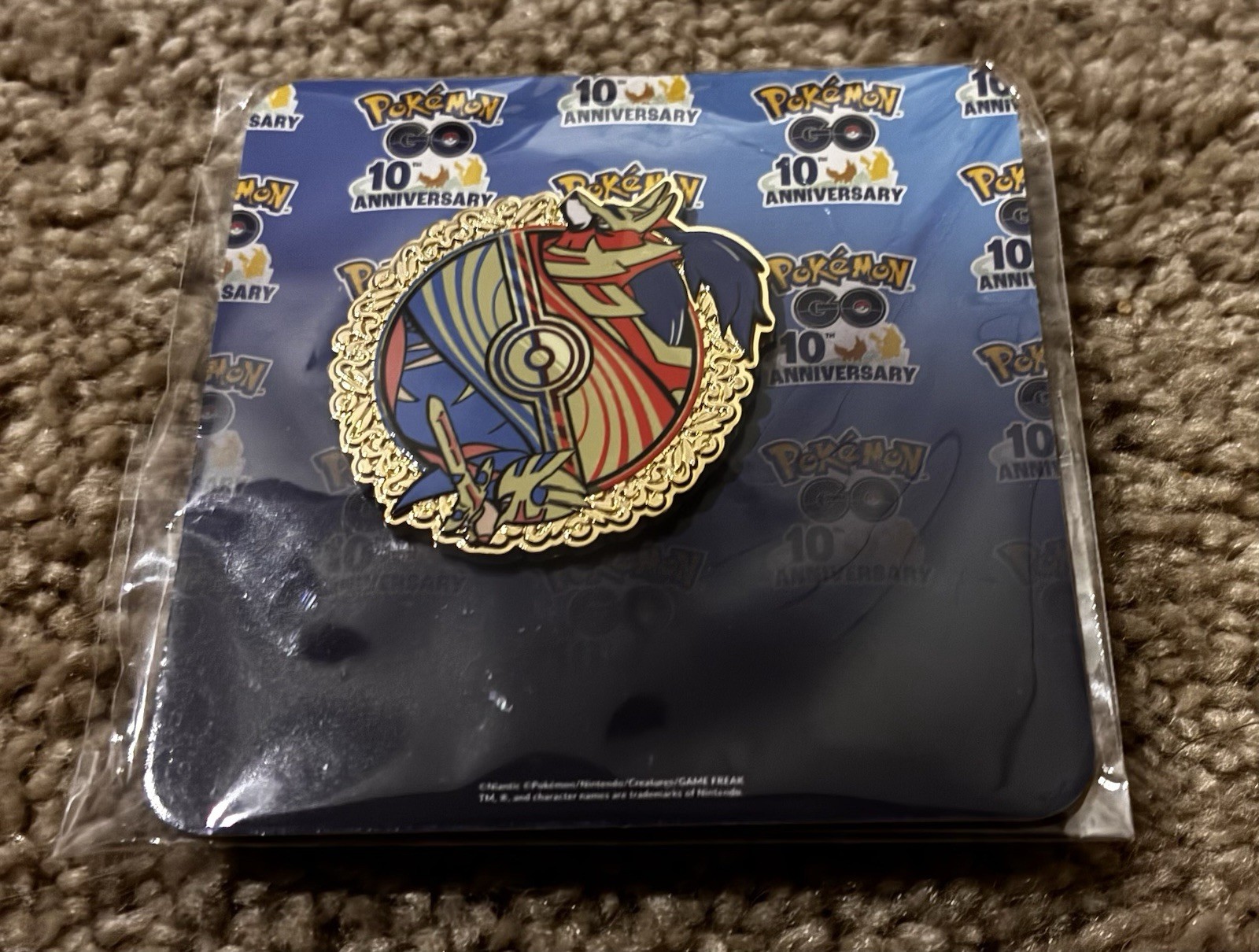 Pokémon Go Fest Lapel Pin 2025 Zacian & Zamazenta 10th Anniversary NEW