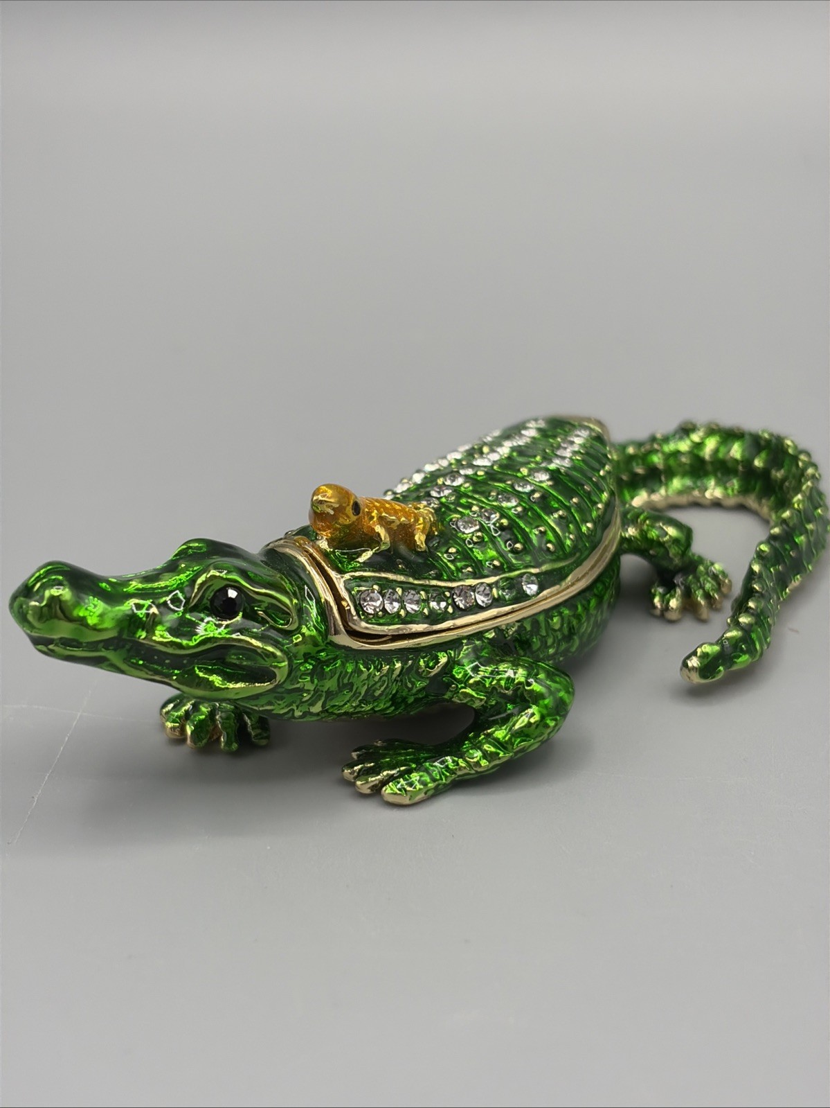 Green Alligators Jeweled Crystal Enameled Quality Hinged Magnetic Trinket Box