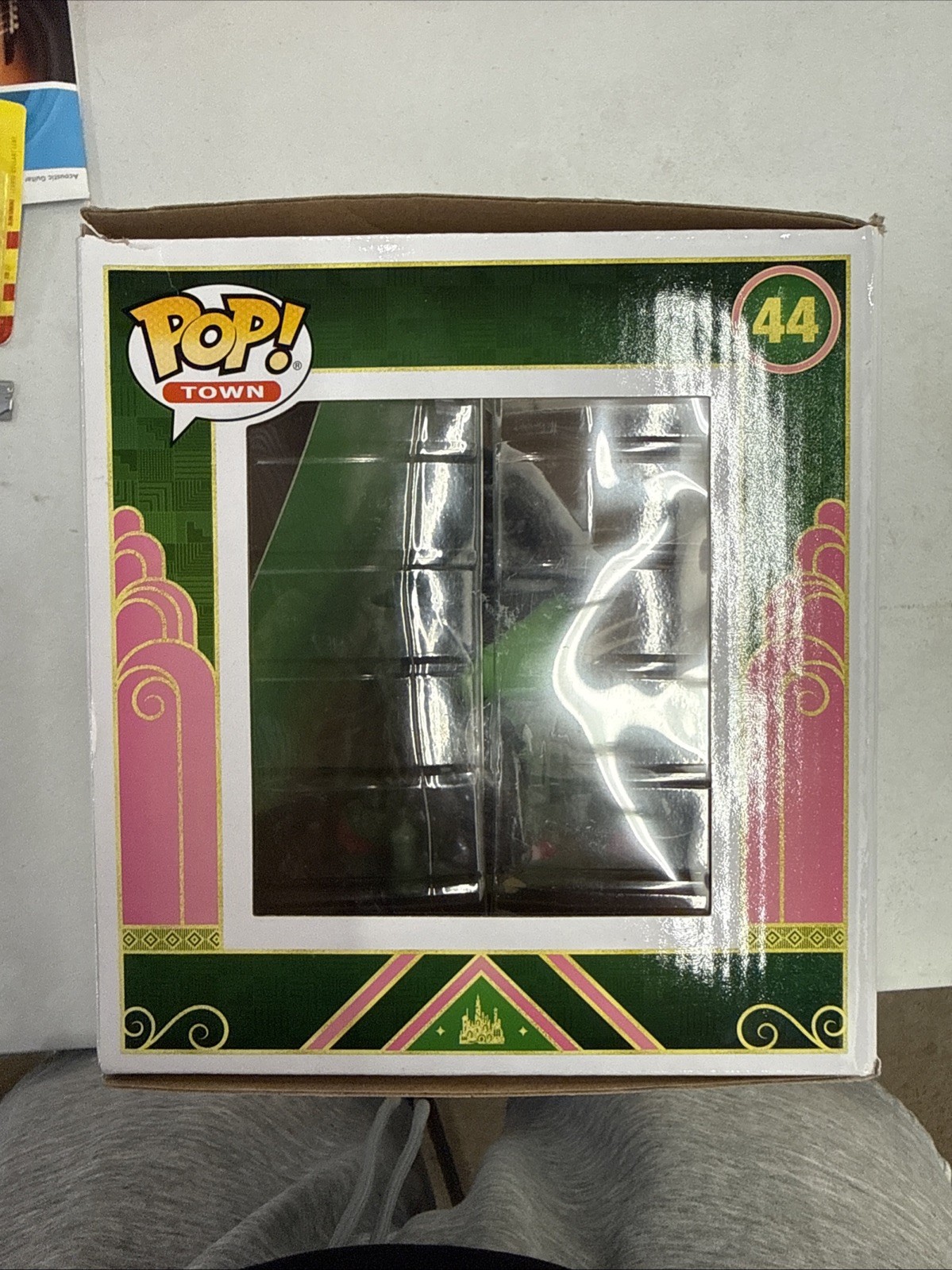 Elphaba With The Emerald City – Wicked – 44 – Pop! Town – Funko