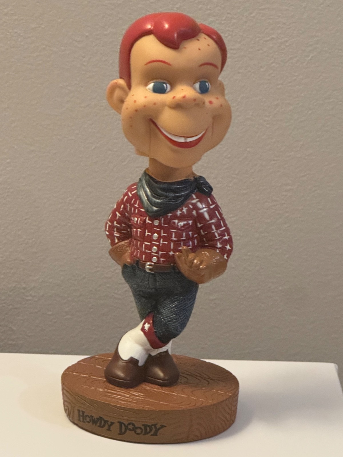 2002 BOSLEY BOBBERS WOBBLER HOWDY DOODY TOY FIGURE LIMITED EDITION