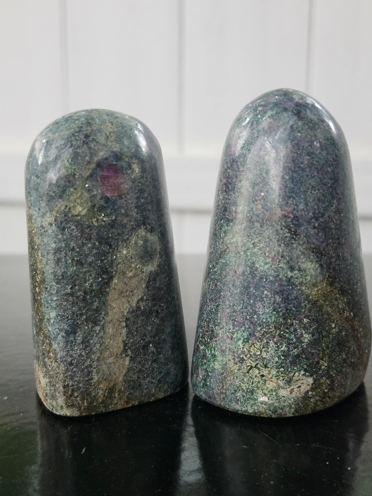 Ruby in kyanite free form!! 7 ounces, 2.7 inches!!