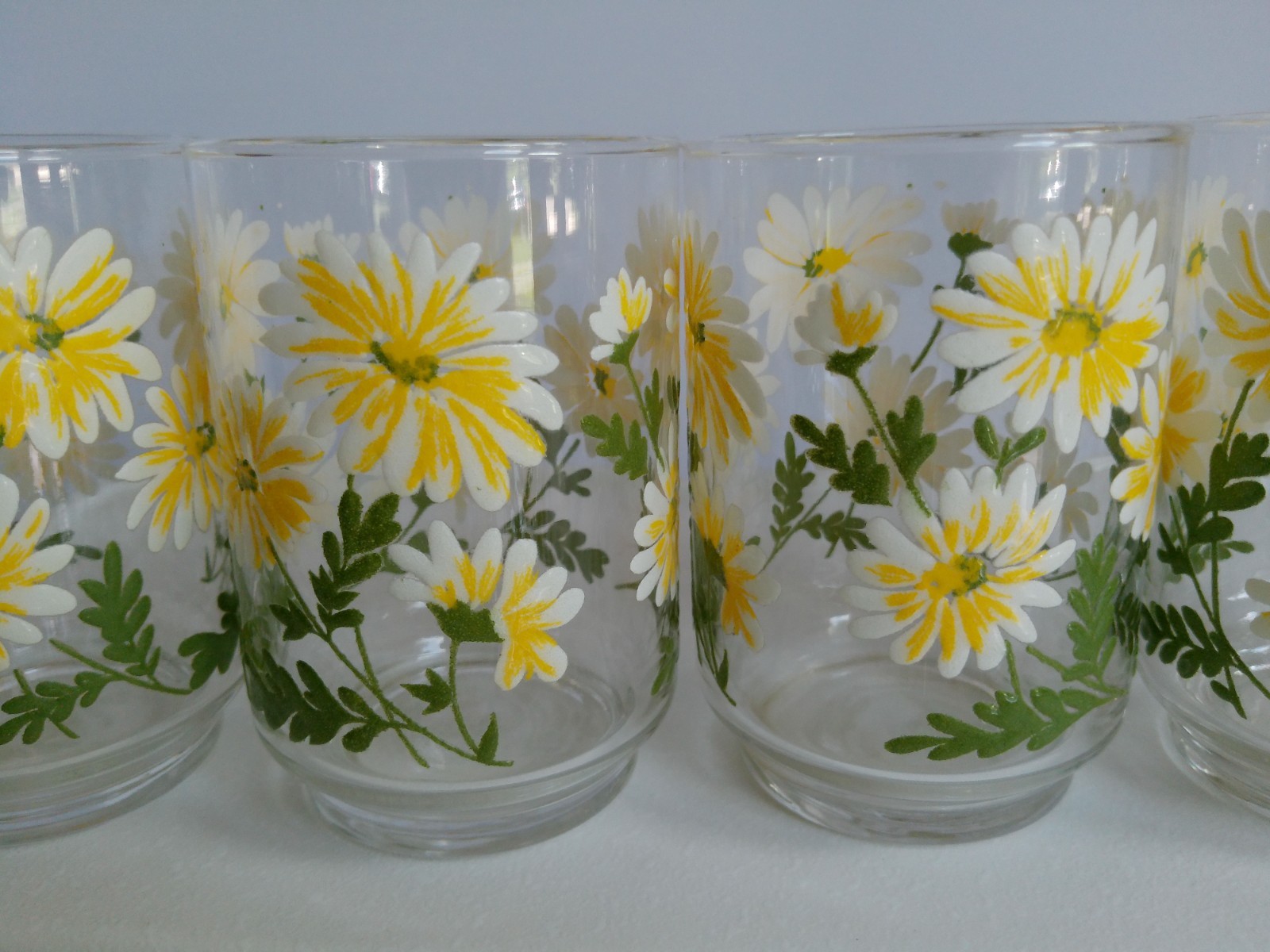 Set 7 Vintage Libbey Yellow & White Daisy Embossed Floral Tumbler Glasses 10 oz