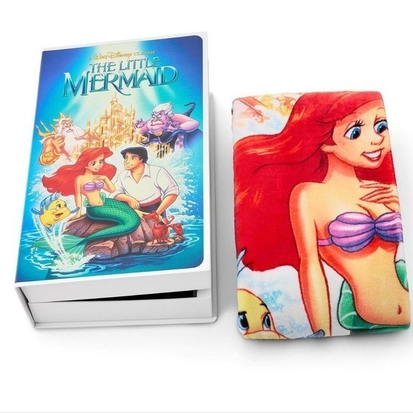 Disney The Little Mermaid Classic VHS Boxed Silk Touch Throw Blanket 50″ × 70″