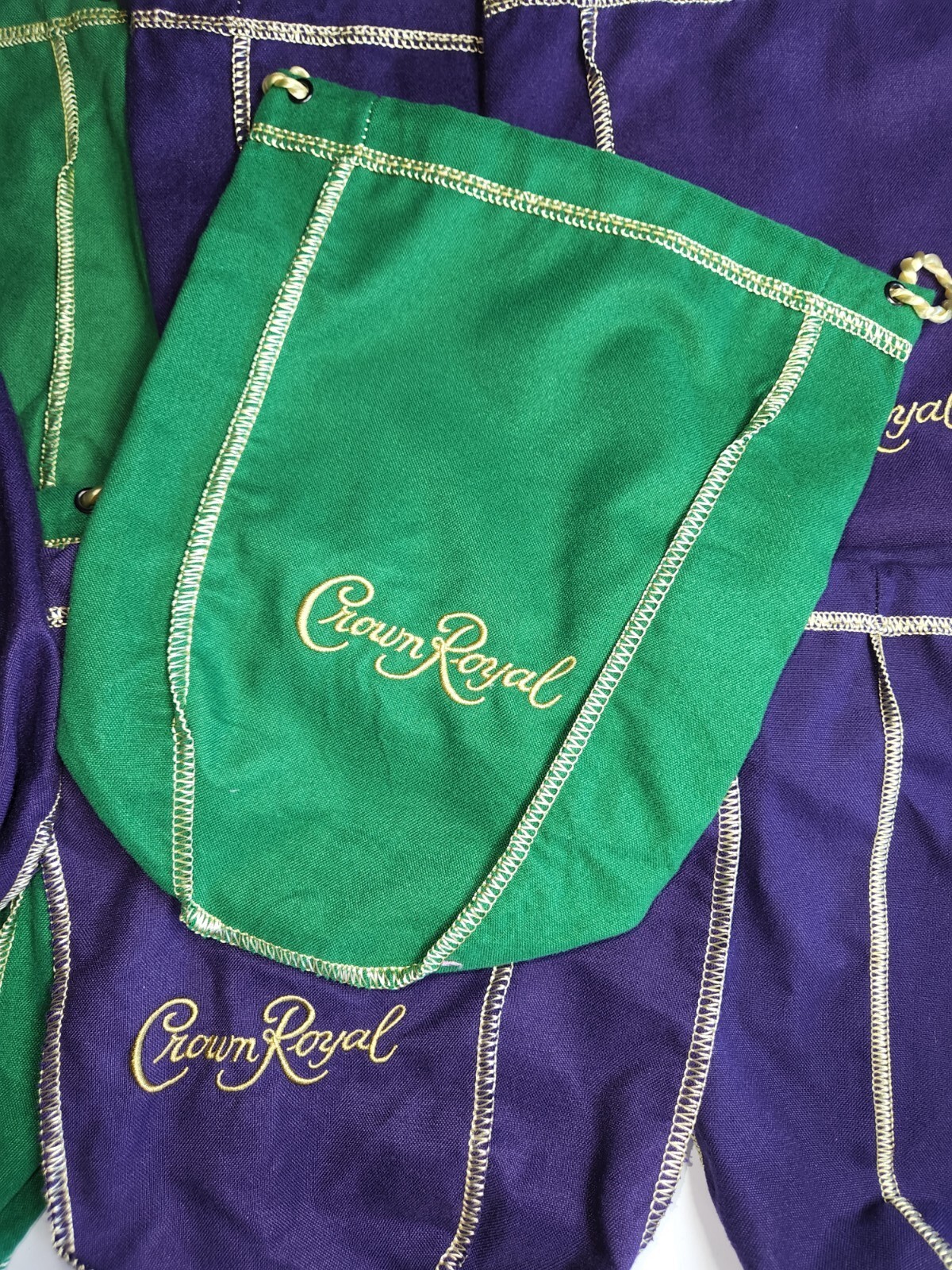 Lot of 10 Crown Royal Bags 5 Purple & 5 Green 1 Liter Size Mixed Colors