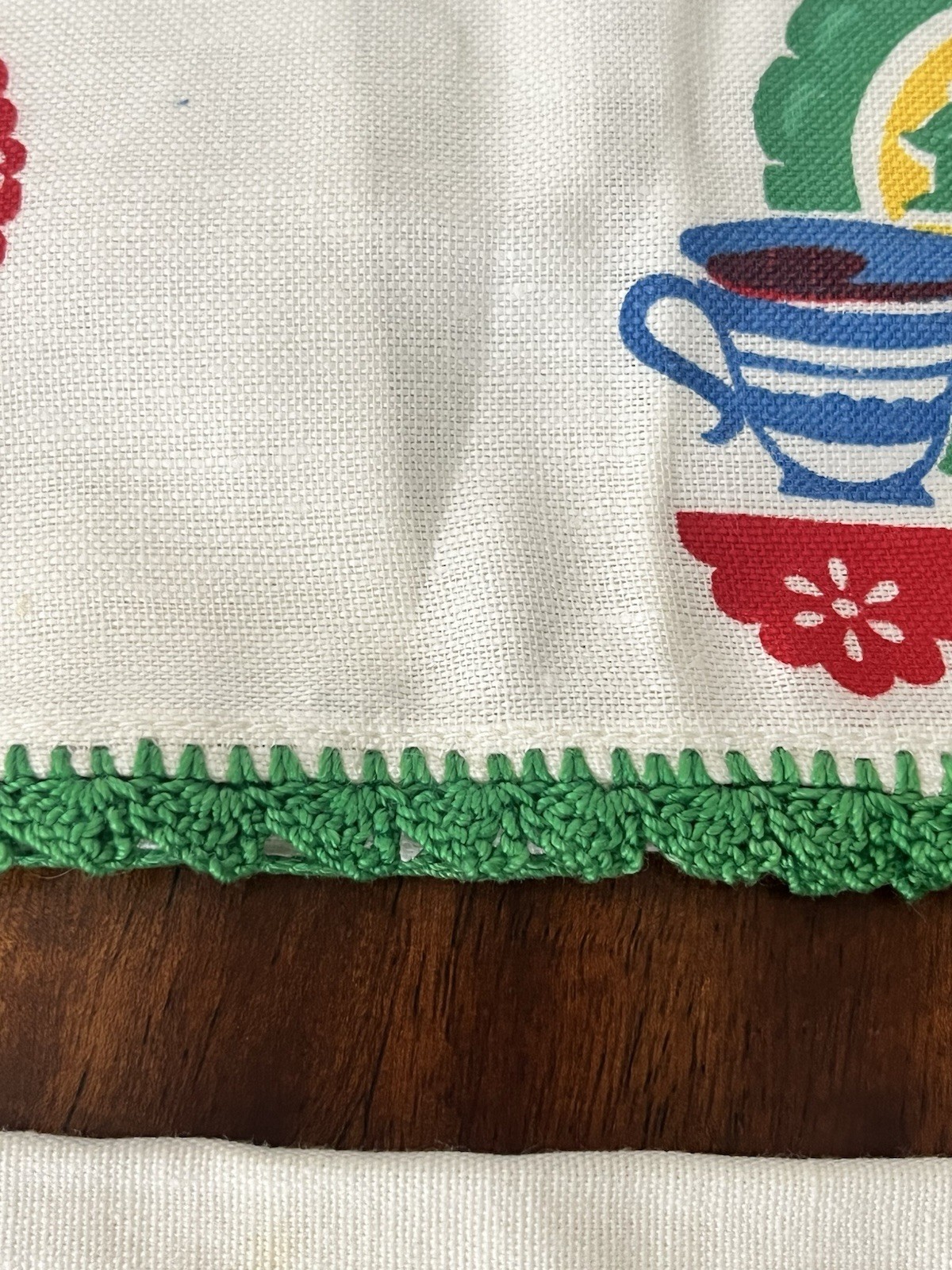 Vintage Show Towel/Kitchen Towel Small Table Runner Crocheted Edges Fruit Teapot