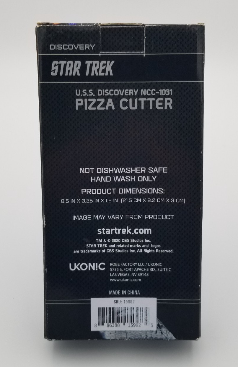 U.S.S. Discovery NCC-1031 Pizza Cutter Star Trek UKONIC/ROBE Factory LLC 2020