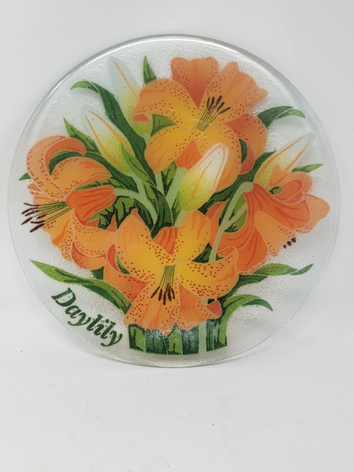 Peggy Karr Fused Glass Plate Daylily 11″ Signed