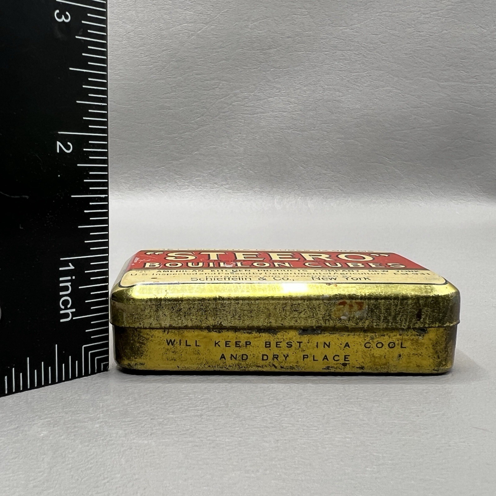 Vintage Steero Boullion Cubes EMPTY Gold Red Tin 3″ Schieffelin Co New York